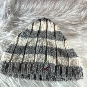Hollister grey & white knit beanie one size fits most